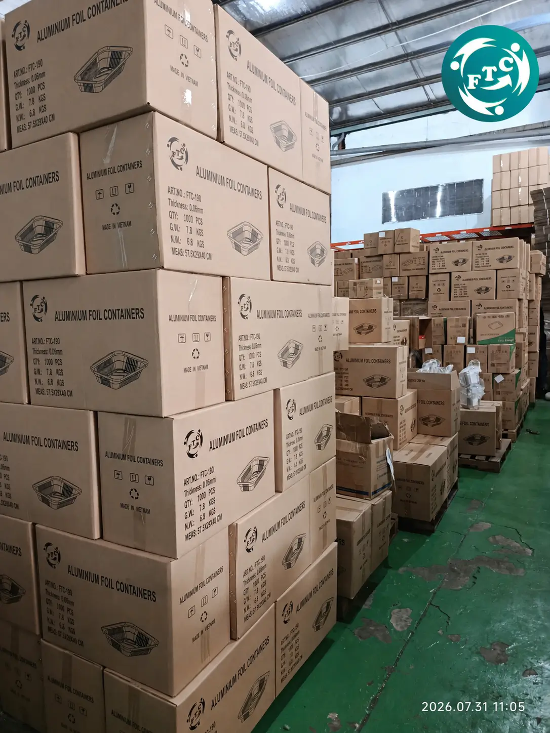 Sự tiện dụng của khay đựng nồi chiên không dầu FTC được nhiều gia đình yêu thích và tin dùng
