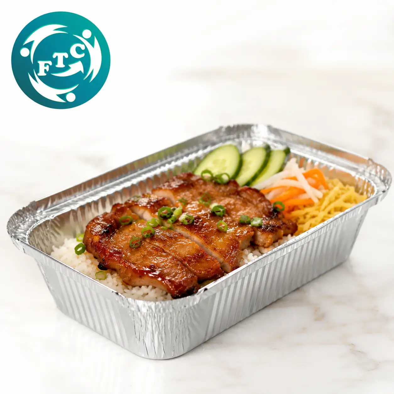 Khay nhôm bạc đựng cơm ship là lựa chọn được nhiều quán cơm và bếp trung tâm tin dùng